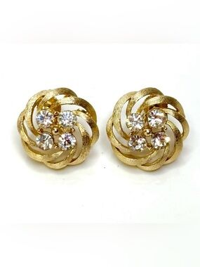 Vintage Signed LISNER Screw Back 1960’s Rhinestone Gold Tone Earrings